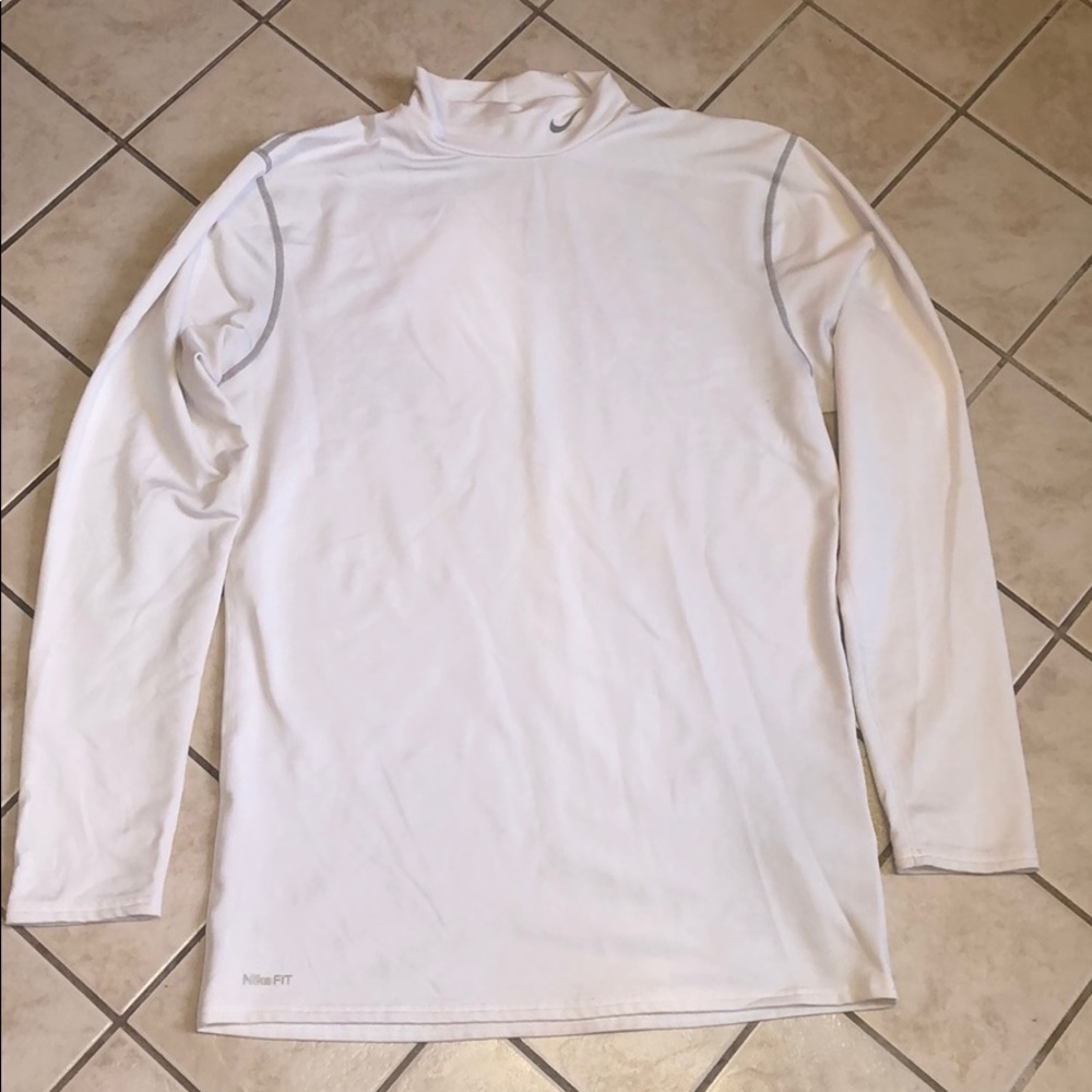 Men’s long sleeve Nike Dry Fit size XL